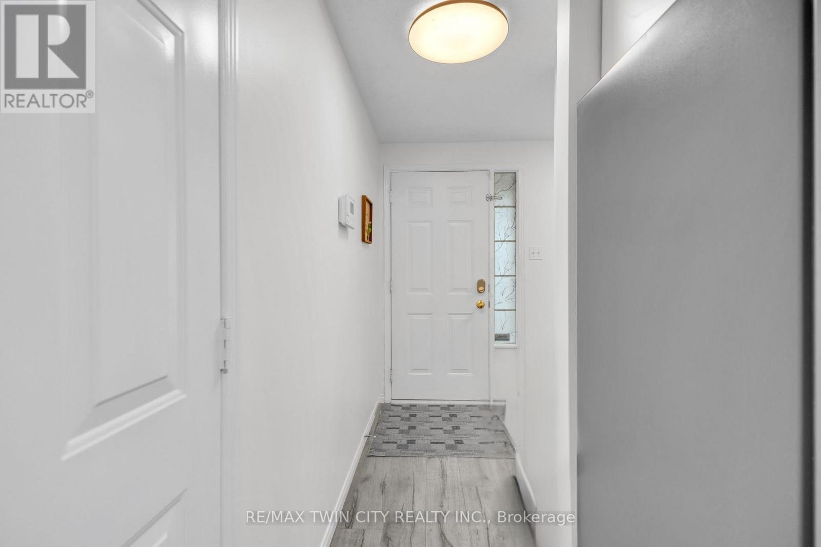 9 Bush Clover Crescent, Kitchener, Ontario  N2E 3P9 - Photo 10 - X12551444