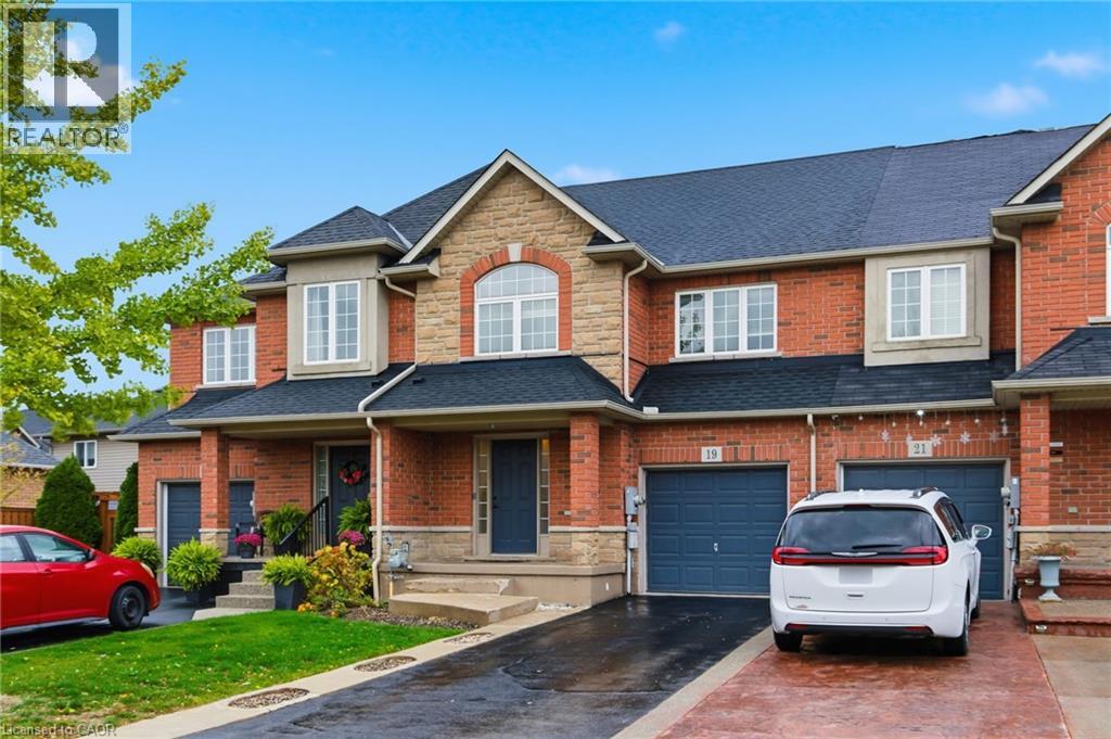 19 BLUE MOUNTAIN Drive, Hannon, Ontario