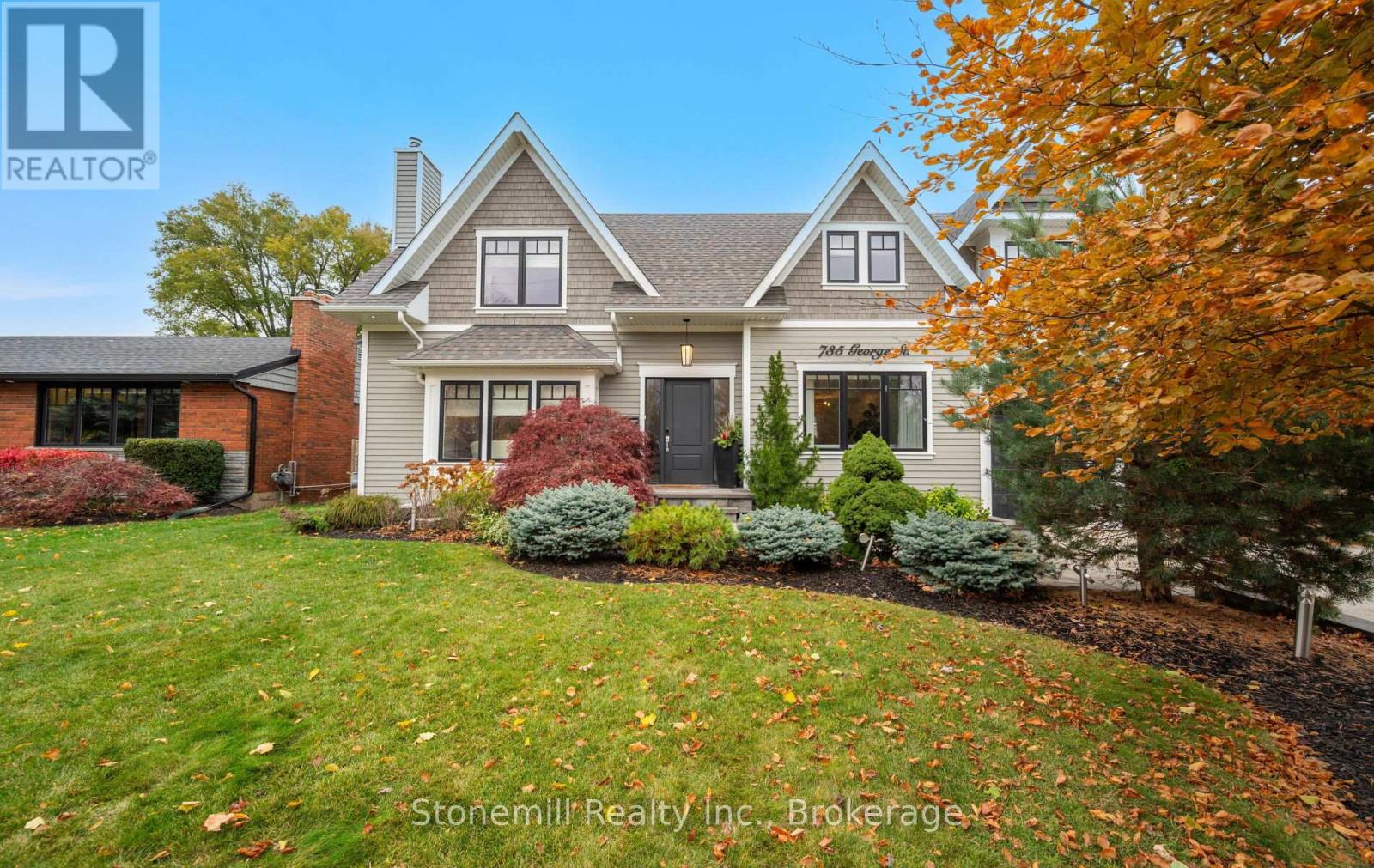 735 GEORGE STREET, Burlington, Ontario