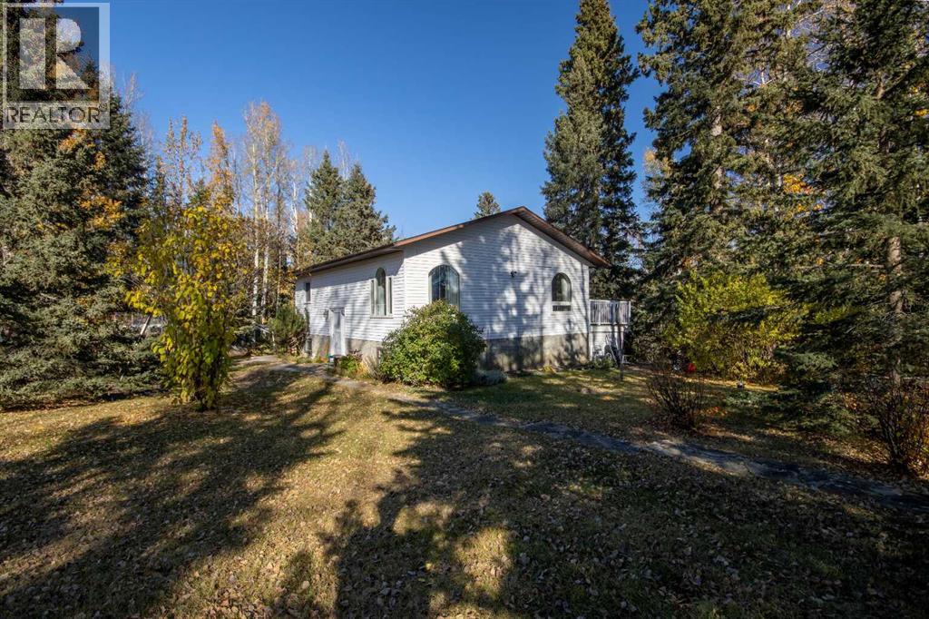 33449 Highway 584, Rural Mountain View County, Alberta T0M 1X0 - Photo 2 - A2263572