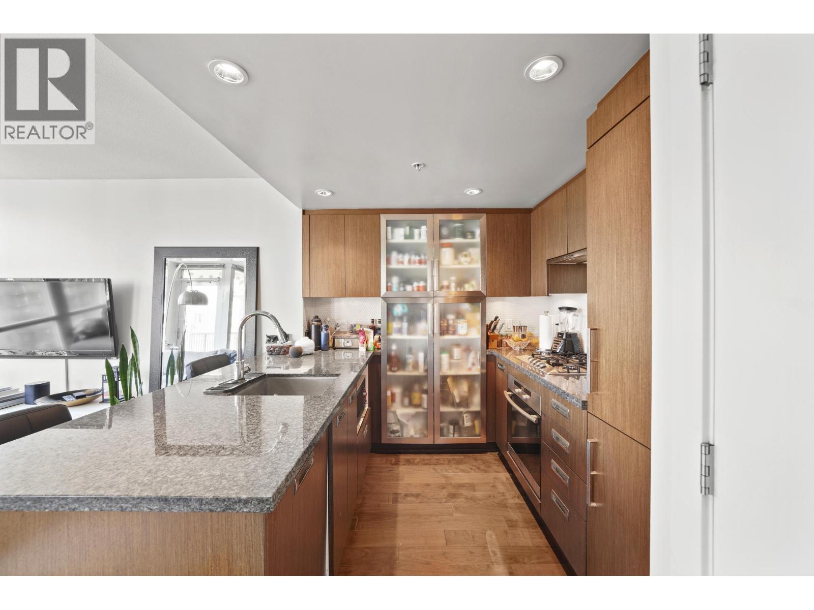 1708 1055 Richards Street, Vancouver, British Columbia  V6B 0C2 - Photo 11 - R3067456