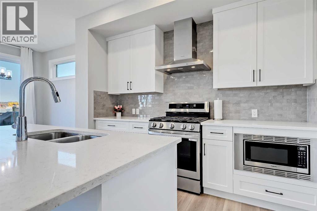 78 Larkspur Bend, Okotoks, Alberta  T1S 4E6 - Photo 6 - A2267425