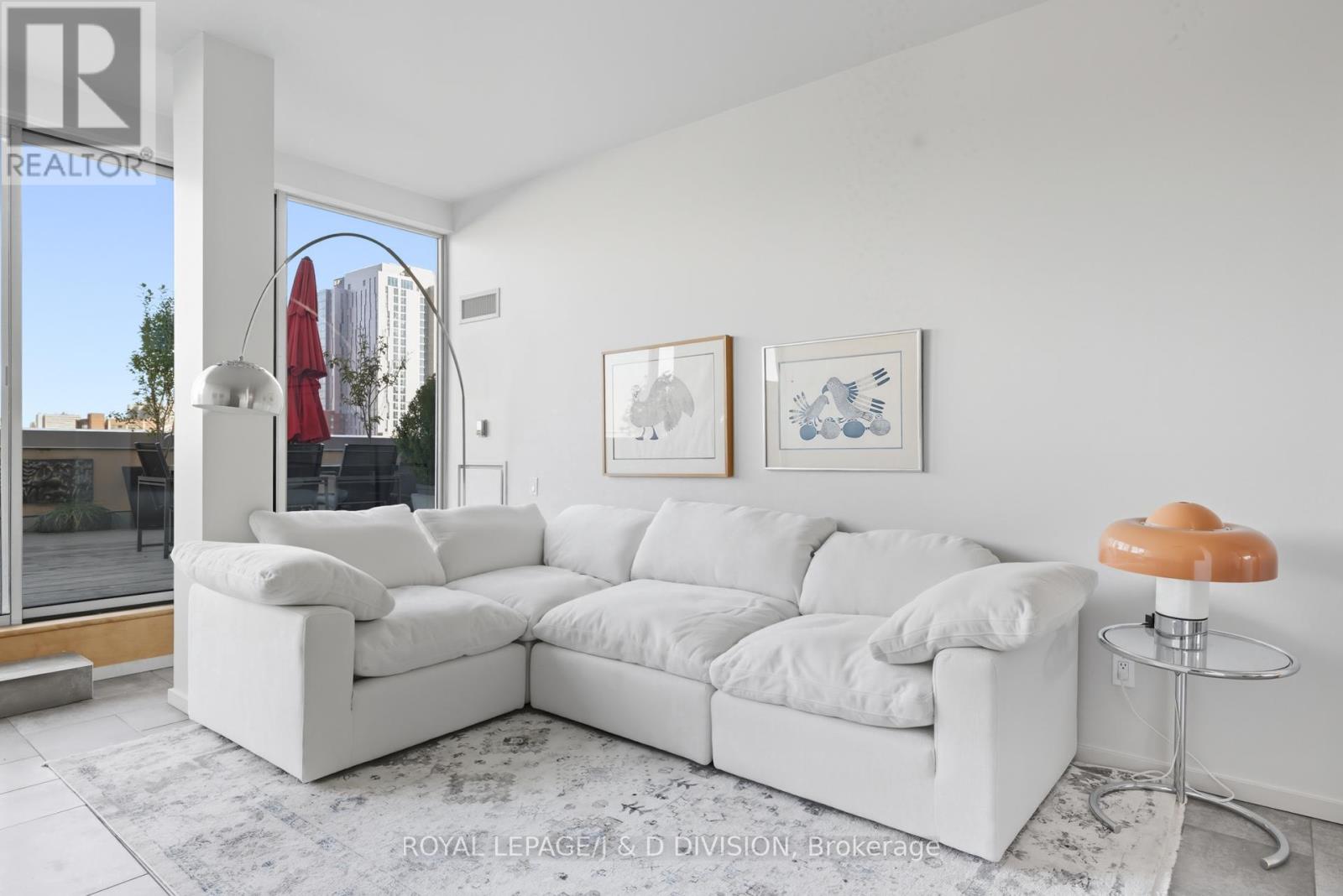 610 - 160 Baldwin Street, Toronto, Ontario  M5T 3K7 - Photo 6 - C12551460