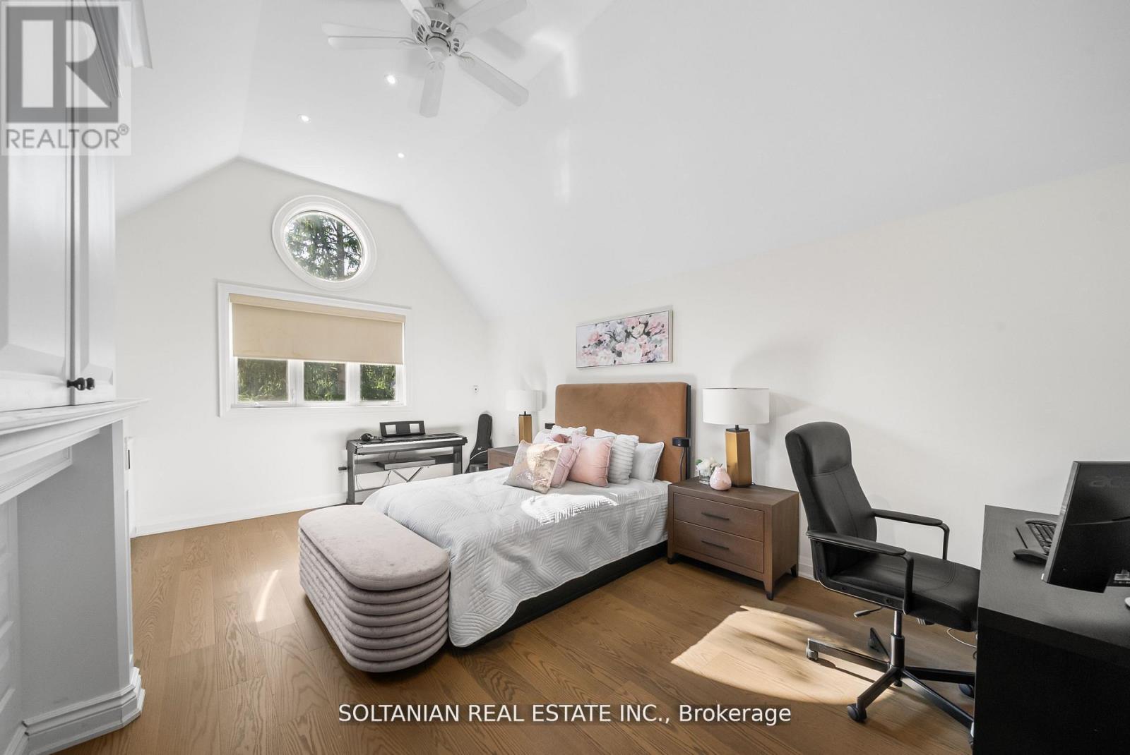 32 Beechwood Avenue, Toronto, Ontario  M2L 1J1 - Photo 27 - C12551528