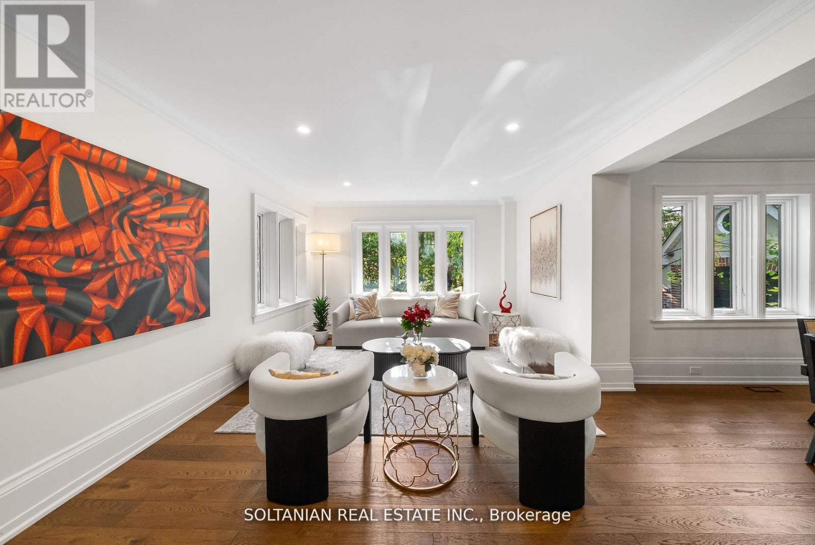 32 Beechwood Avenue, Toronto, Ontario  M2L 1J1 - Photo 5 - C12551528