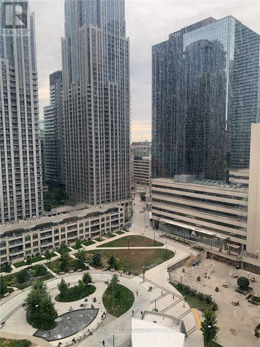 1416 - 386 Yonge Street, Toronto, Ontario  M5B 0A5 - Photo 12 - C12551562