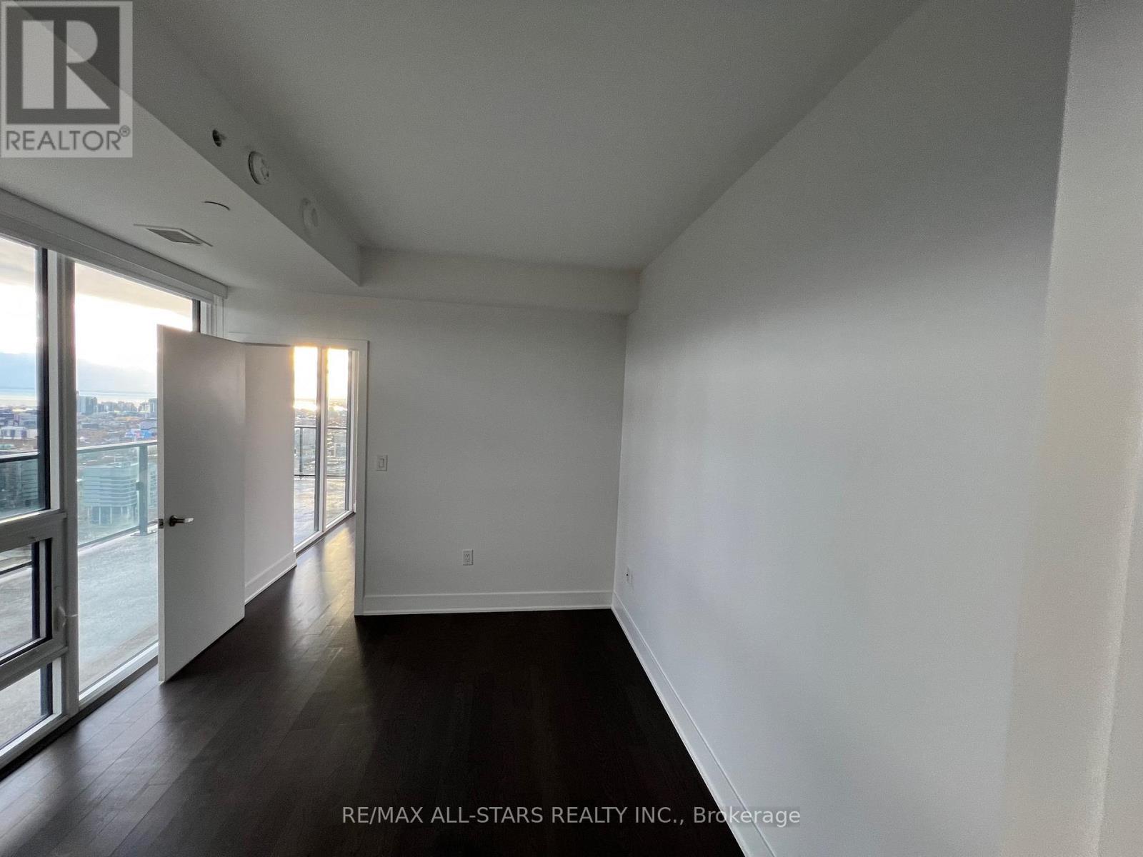 Uph 03 - 955 Bay Street, Toronto, Ontario  M5S 2A2 - Photo 5 - C12551568