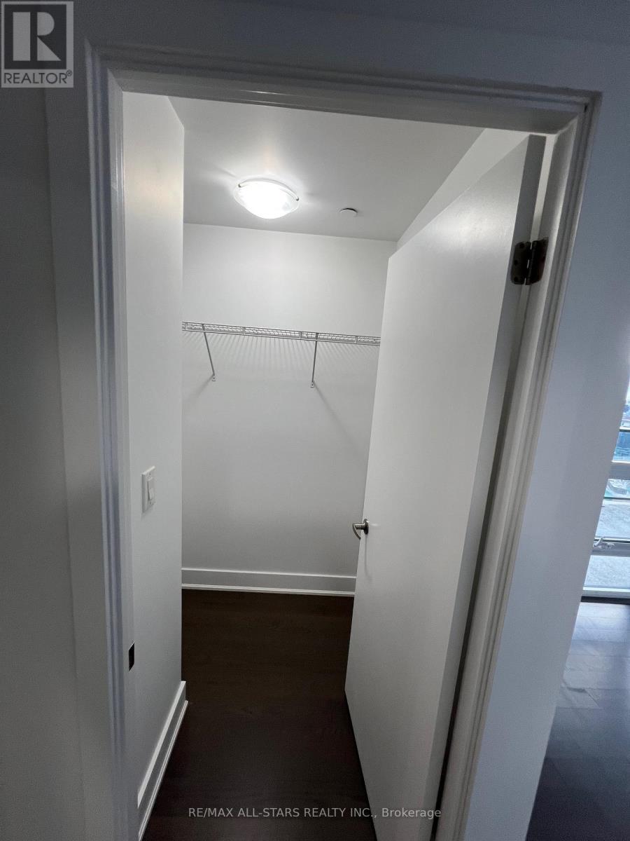 Uph 03 - 955 Bay Street, Toronto, Ontario  M5S 2A2 - Photo 6 - C12551568