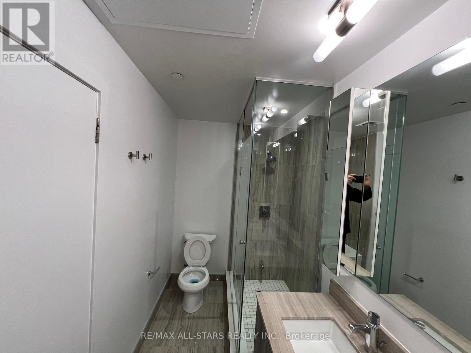 Uph 03 - 955 Bay Street, Toronto, Ontario  M5S 2A2 - Photo 7 - C12551568