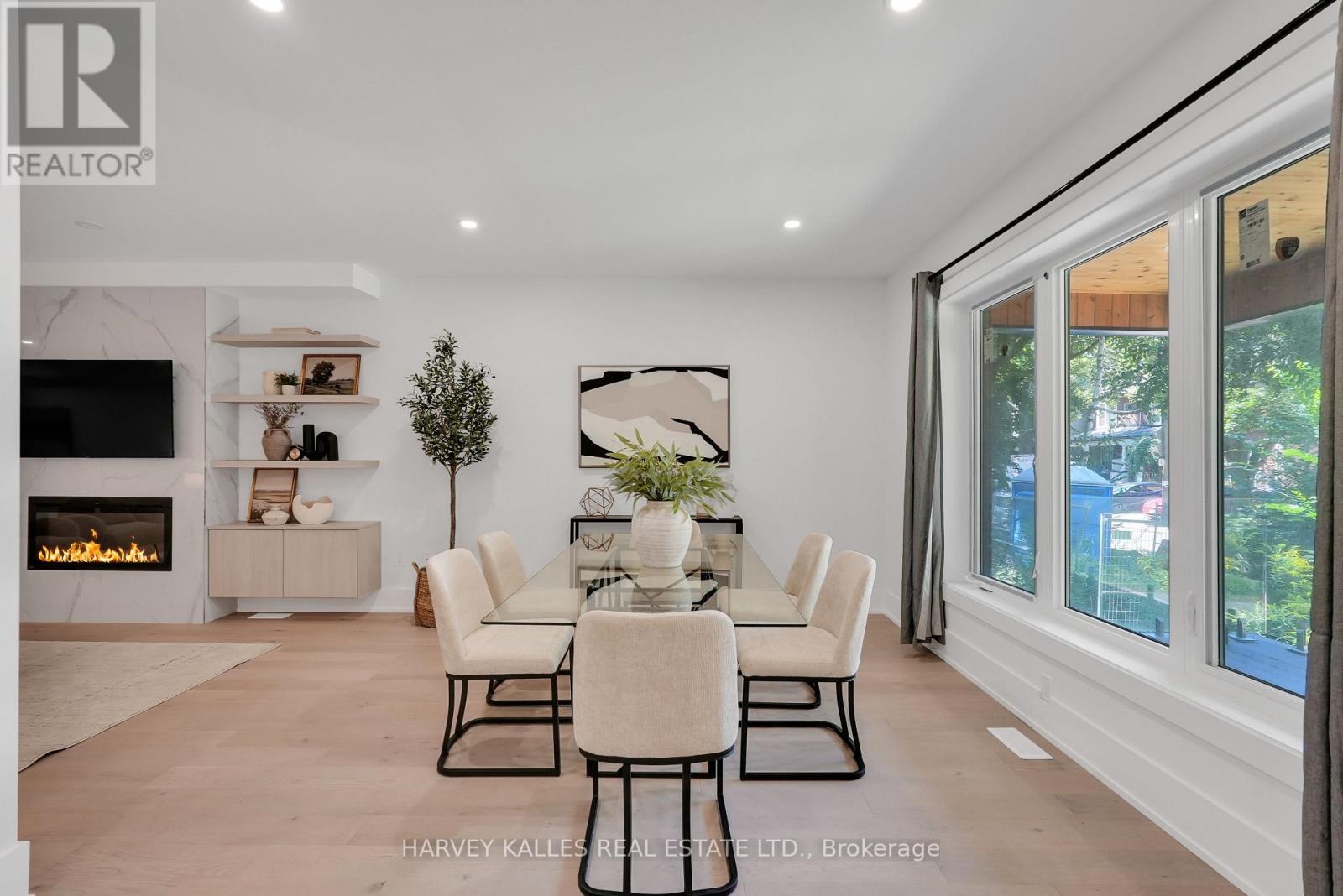 253 Albany Avenue, Toronto, Ontario  M5R 3C7 - Photo 11 - C12551578