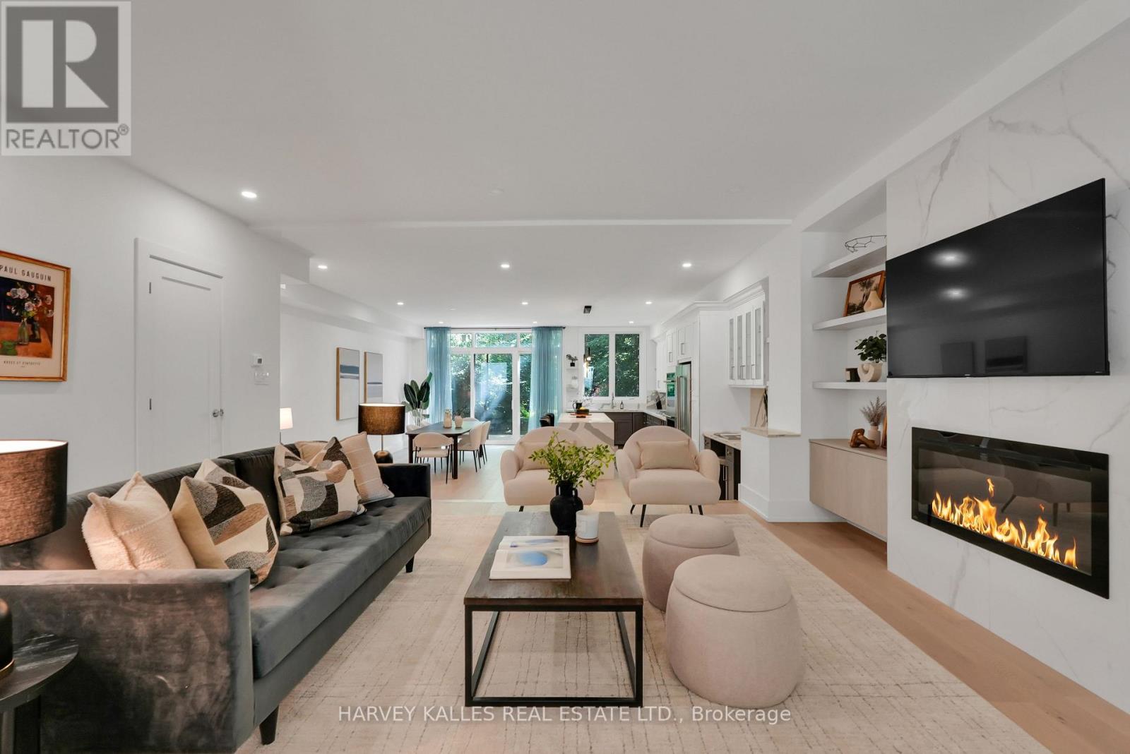 253 Albany Avenue, Toronto, Ontario  M5R 3C7 - Photo 8 - C12551578