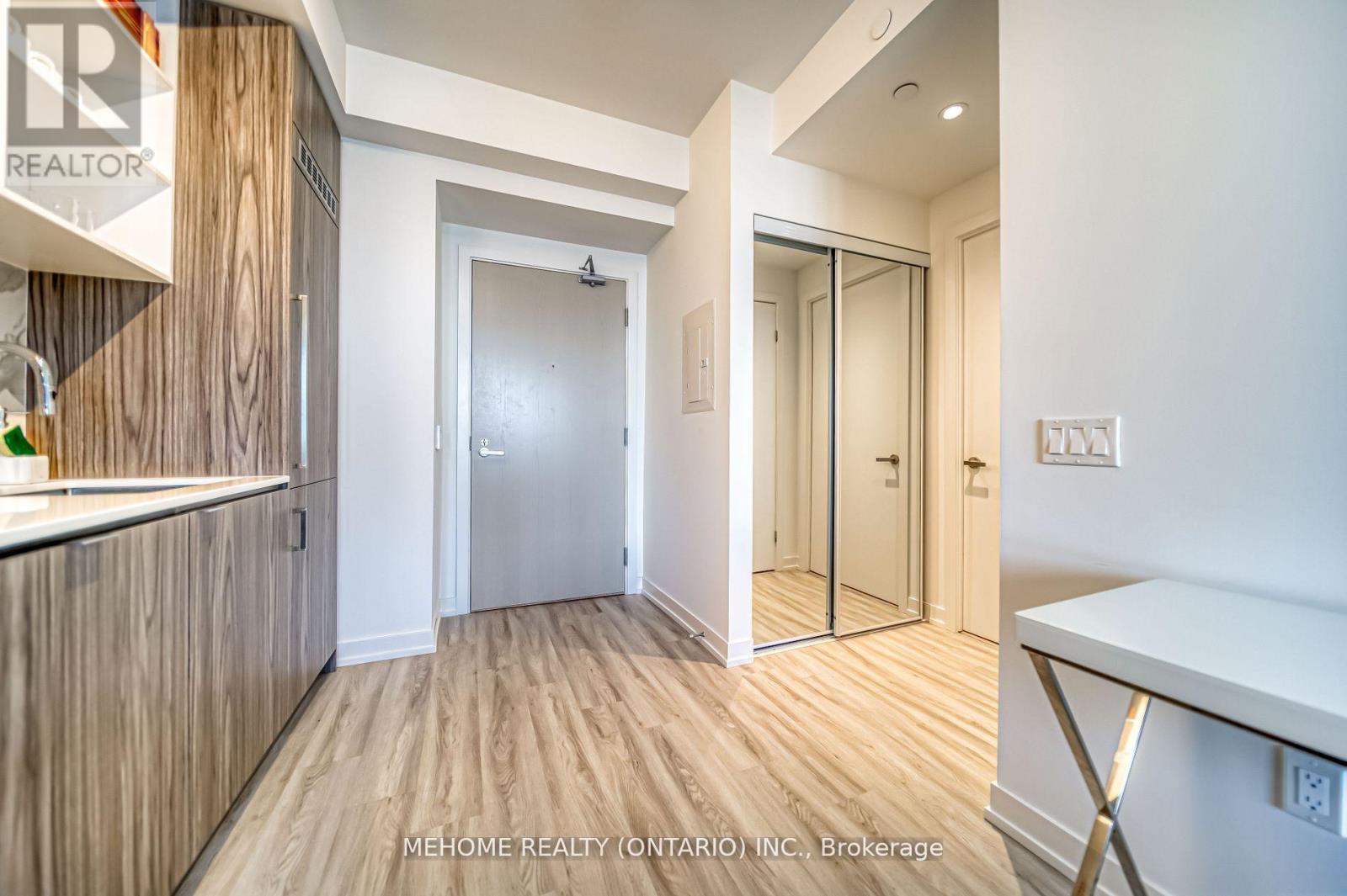 6806 - 55 Cooper Street, Toronto, Ontario  M5E 0G1 - Photo 11 - C12551588