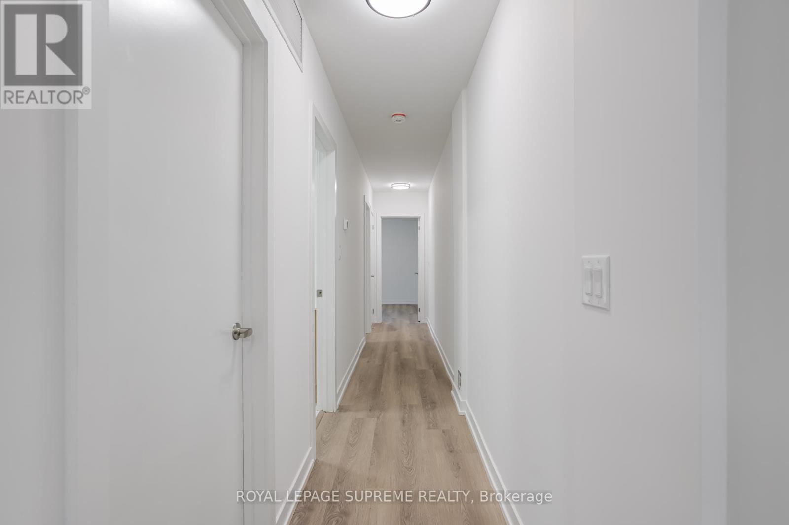 154 Robina Avenue, Toronto, Ontario  M6C 3Y7 - Photo 46 - C12551632