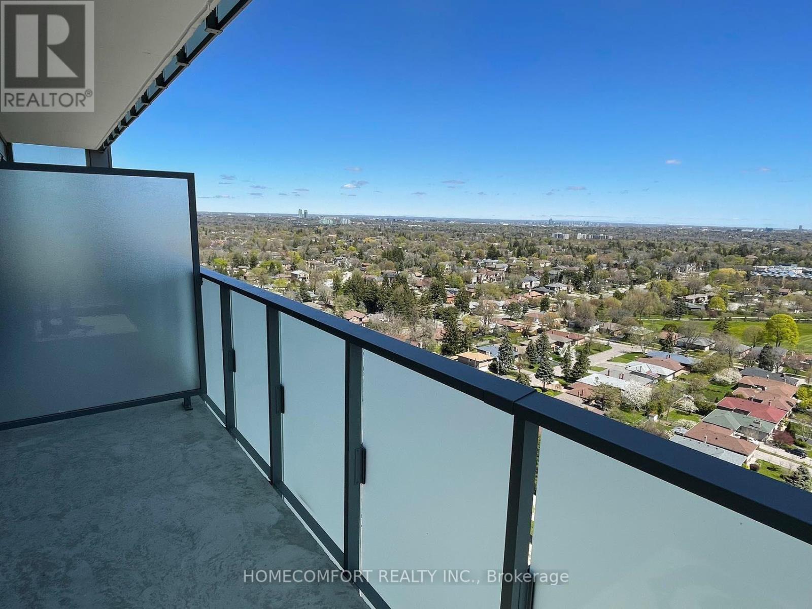 N2004 - 7 GOLDEN LION HEIGHTS, Toronto, Ontario