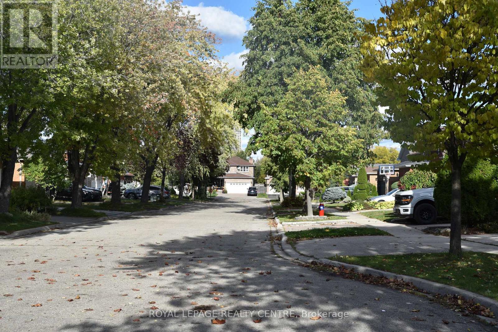 466 Malaga Road, Mississauga, Ontario  L5B 3W2 - Photo 42 - W12510290