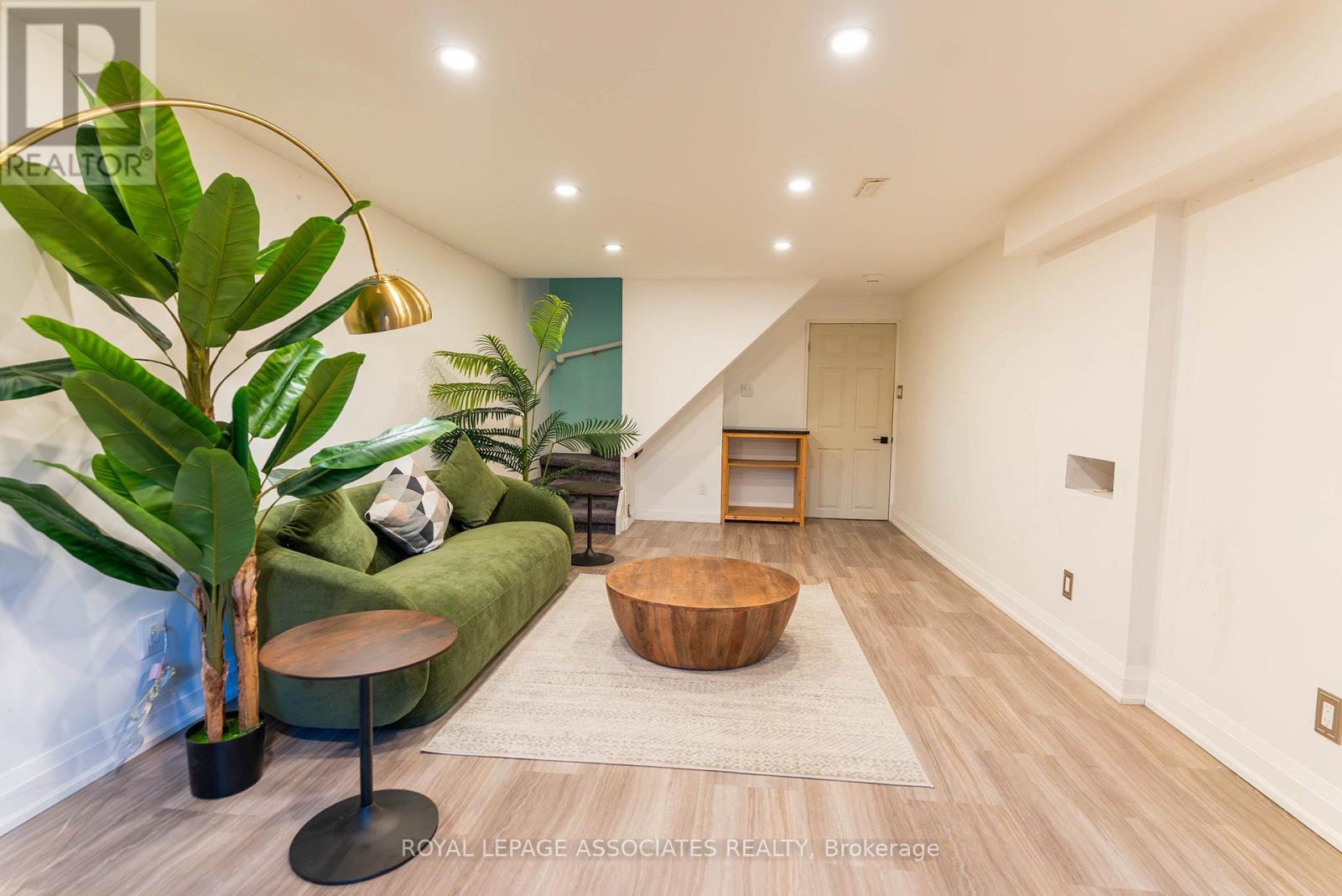 692 Down Crescent, Oshawa, Ontario  L1H 7Y1 - Photo 26 - E12551600