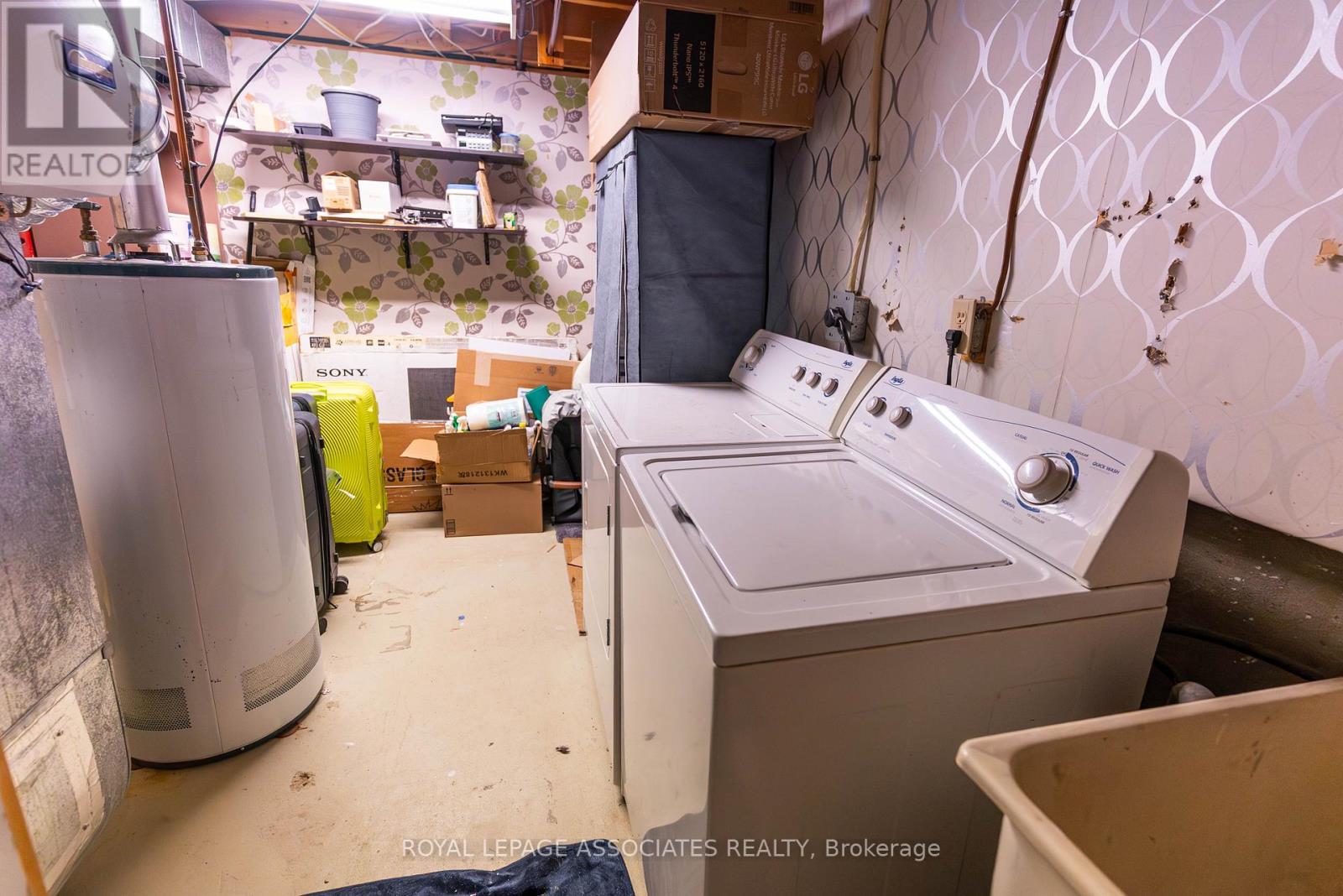 692 Down Crescent, Oshawa, Ontario  L1H 7Y1 - Photo 29 - E12551600