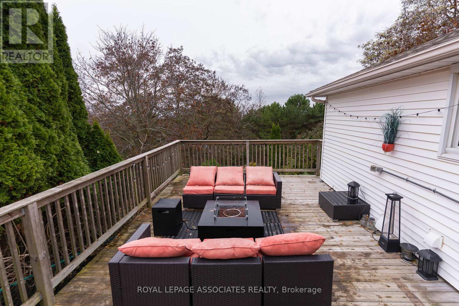 692 Down Crescent, Oshawa, Ontario  L1H 7Y1 - Photo 33 - E12551600