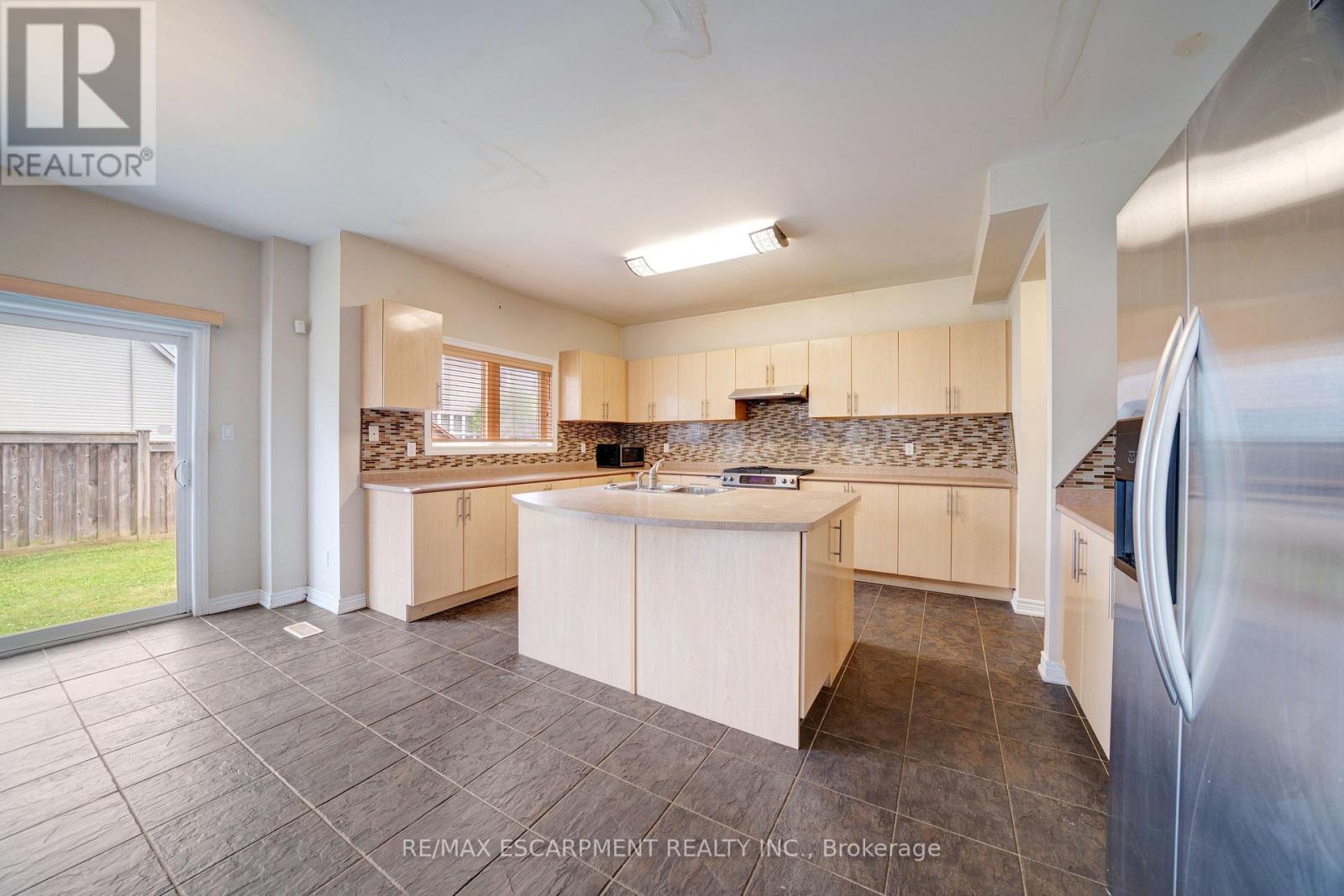 11 Belsey Lane, Clarington, Ontario  L1B 0B3 - Photo 17 - E12551620