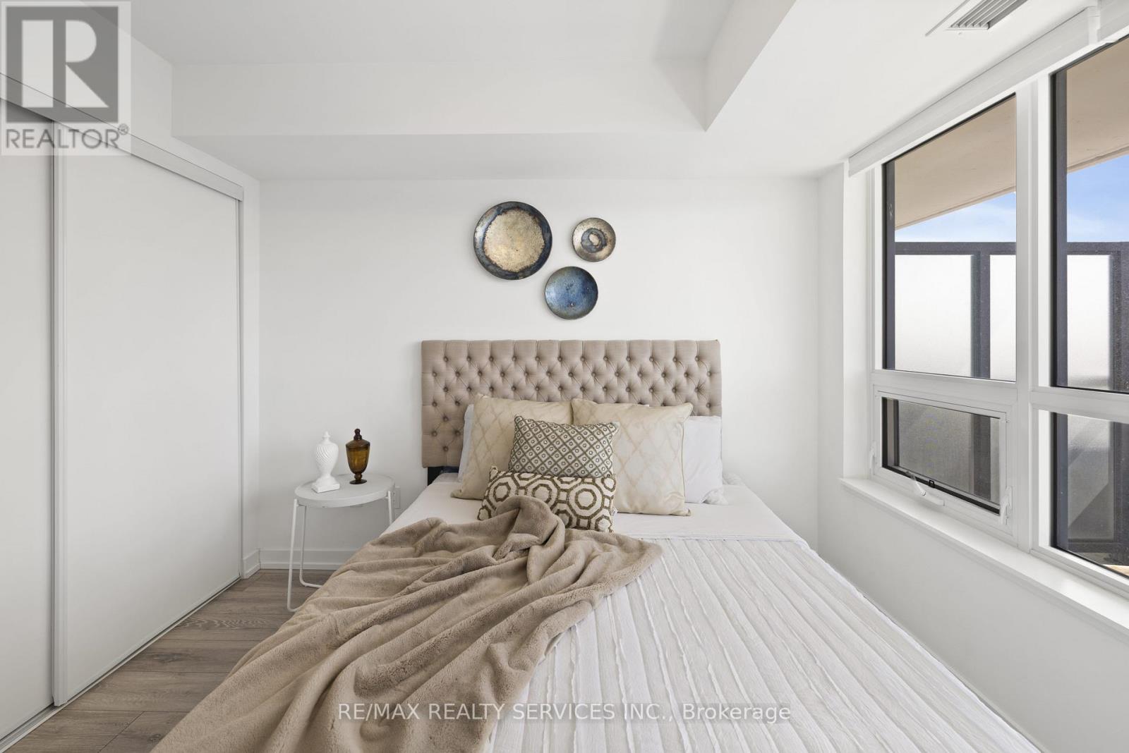 1406 - 1455 Celebration Drive, Pickering, Ontario  L1W 0C3 - Photo 12 - E12551656