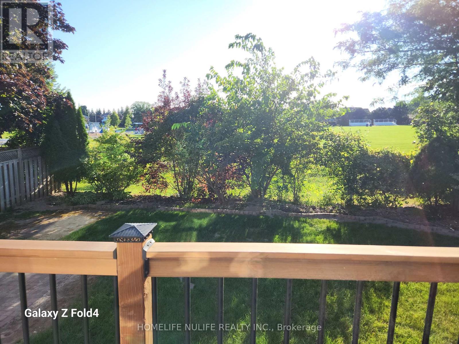 942 Snowbird Street, Oshawa, Ontario  L1J 8J8 - Photo 6 - E12551670