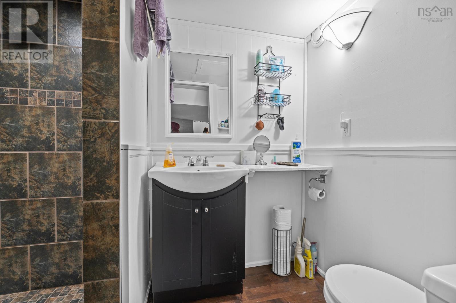 1589 King Street, Windsor, Nova Scotia  B0N 2T0 - Photo 24 - 202528124