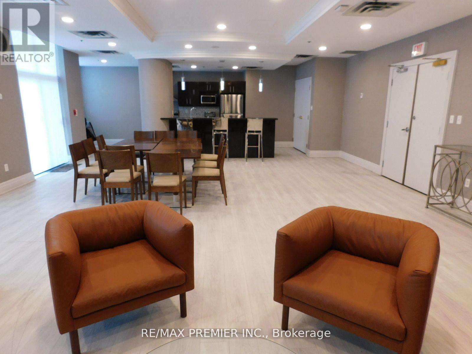 1213 - 39 Oneida Crescent, Richmond Hill, Ontario  L4B 4T9 - Photo 20 - N12551464