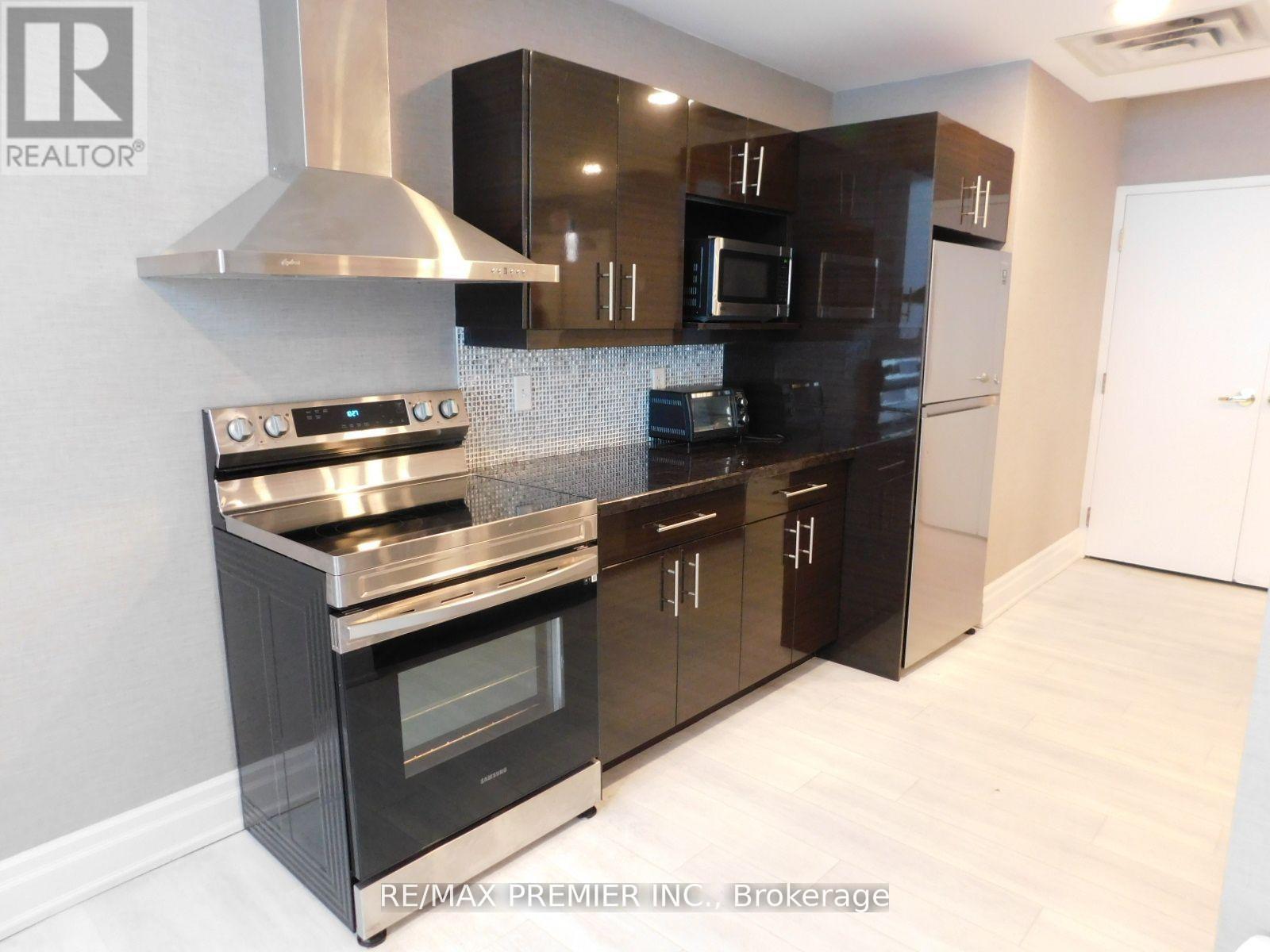 1213 - 39 Oneida Crescent, Richmond Hill, Ontario  L4B 4T9 - Photo 22 - N12551464