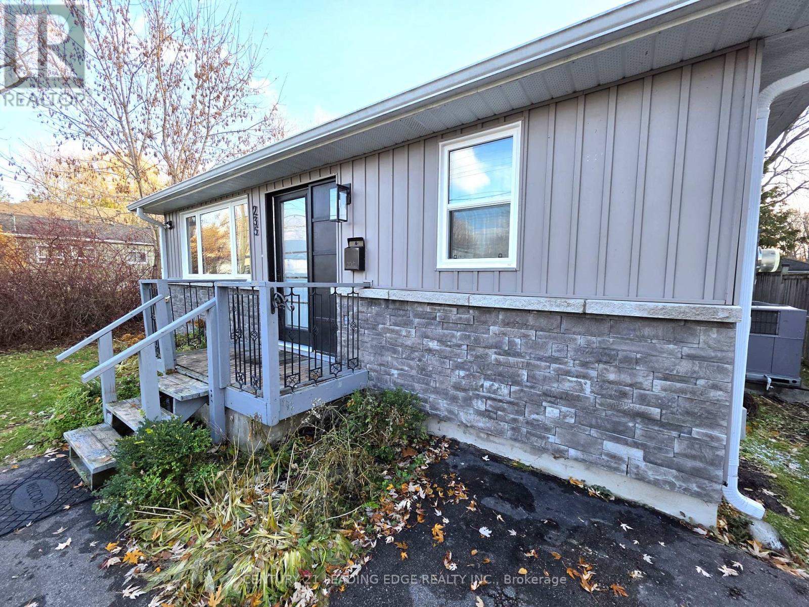 235 BAYVIEW AVENUE, Georgina, Ontario