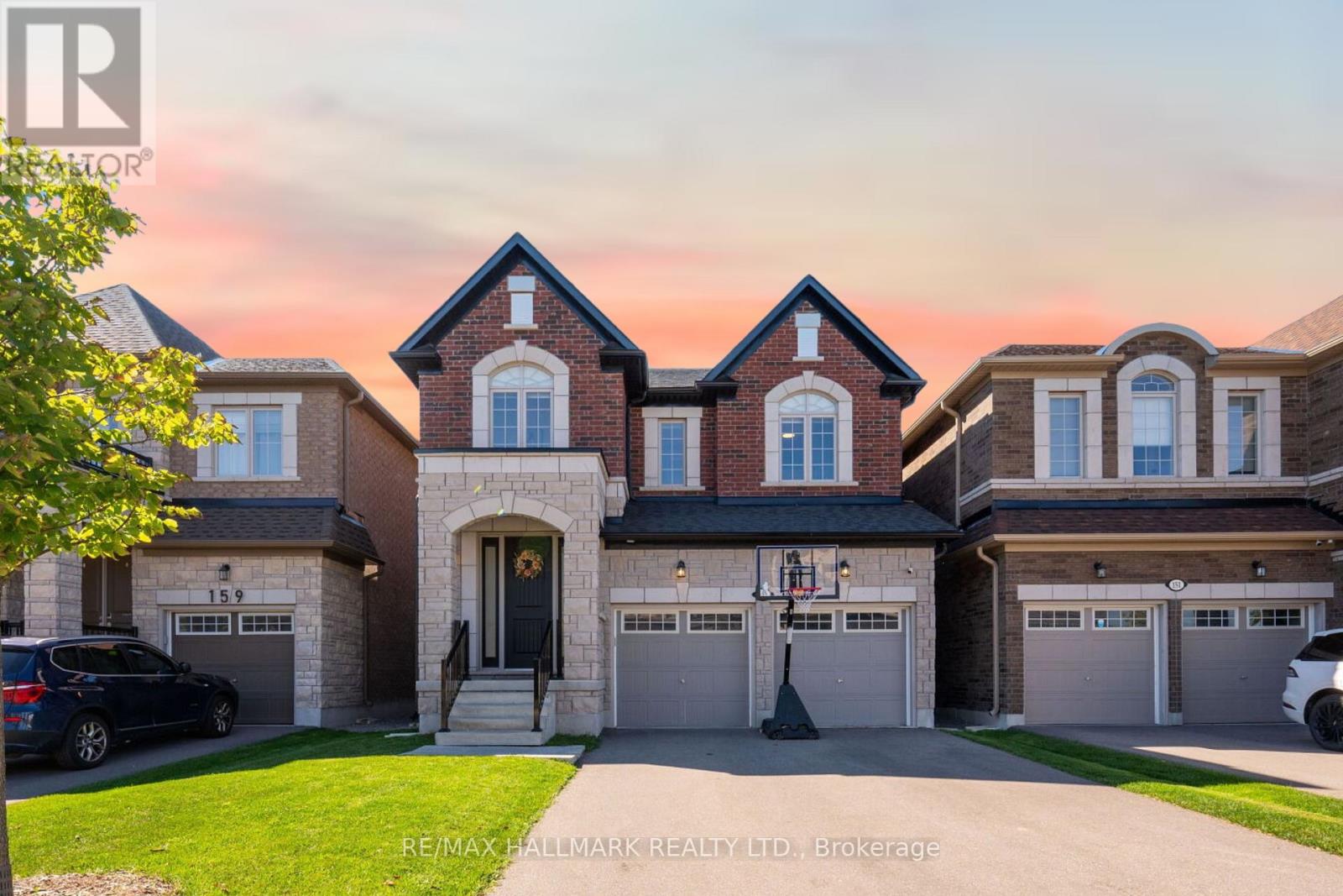 155 Stevenson Crescent, Bradford West Gwillimbury (Bradford), Ontario  L3Z 4M1 - Photo 1 - N12551558