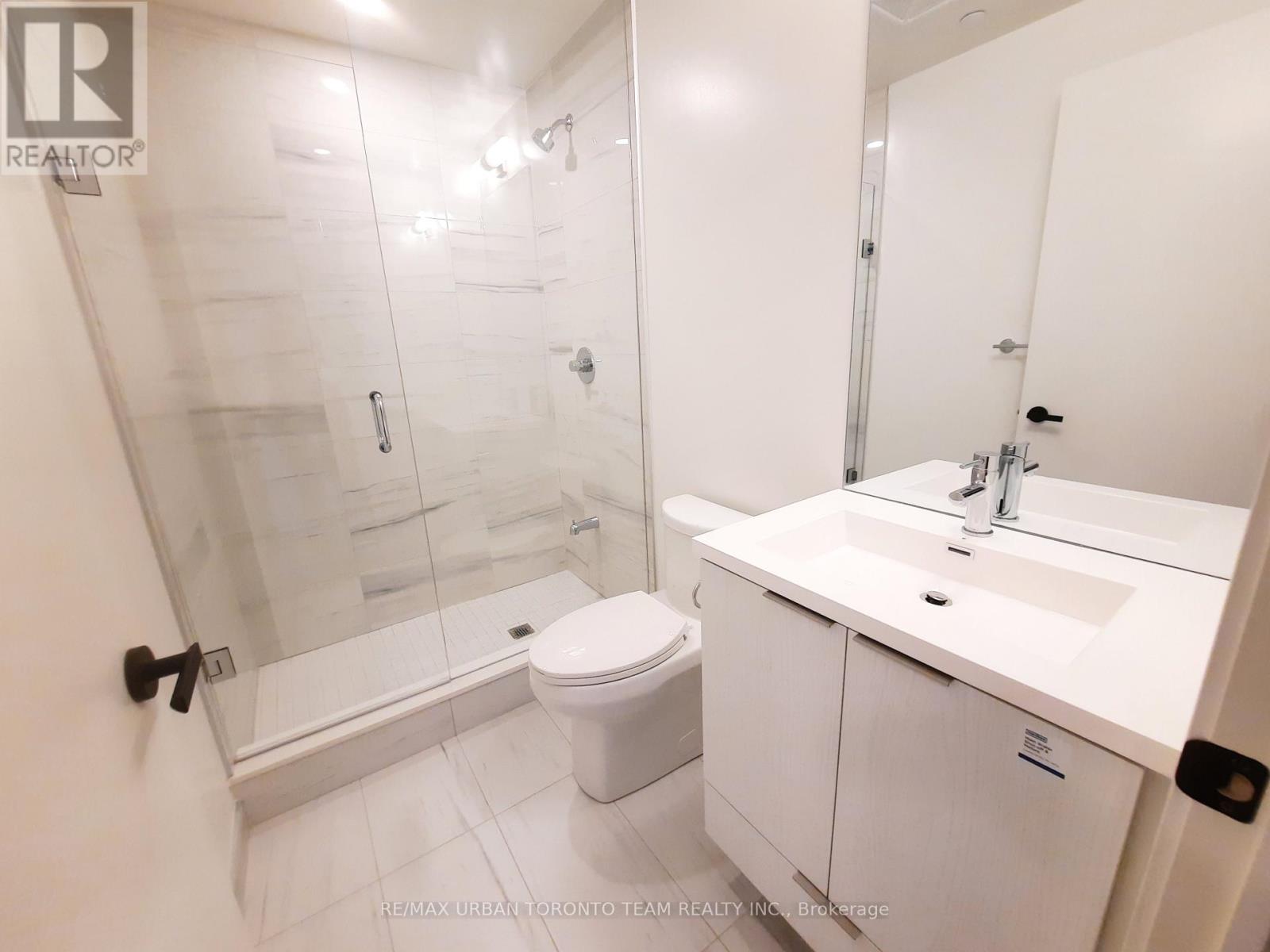 1507 - 8 Interchange Way, Vaughan, Ontario  L4K 5Z7 - Photo 7 - N12551580