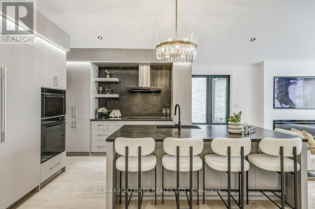 Main Fl - 148 May Avenue, Richmond Hill, Ontario  L4C 3S6 - Photo 12 - N12551638