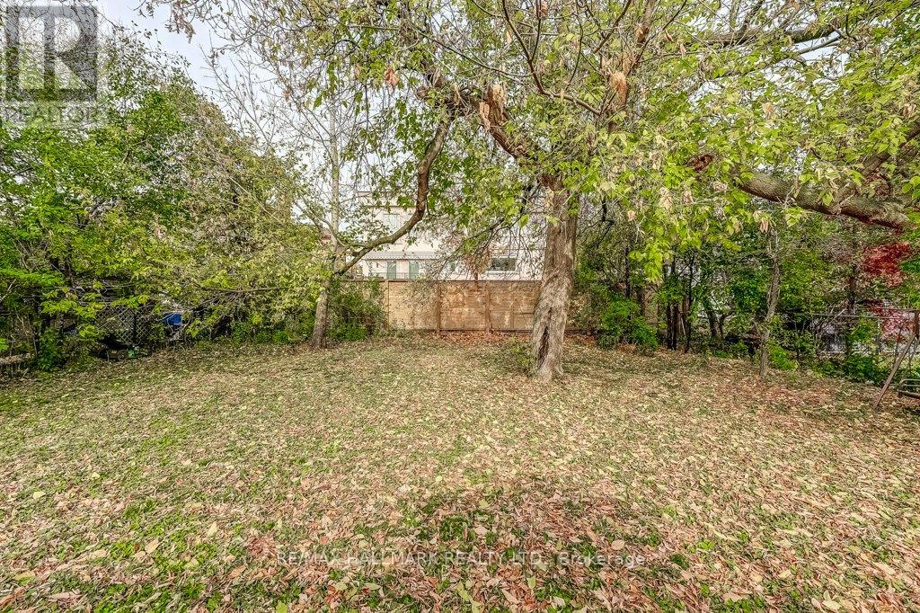 Main Fl - 148 May Avenue, Richmond Hill, Ontario  L4C 3S6 - Photo 23 - N12551638