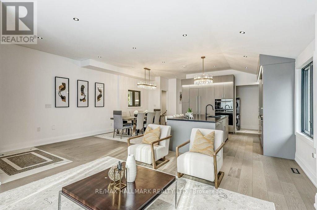 Main Fl - 148 May Avenue, Richmond Hill, Ontario  L4C 3S6 - Photo 6 - N12551638