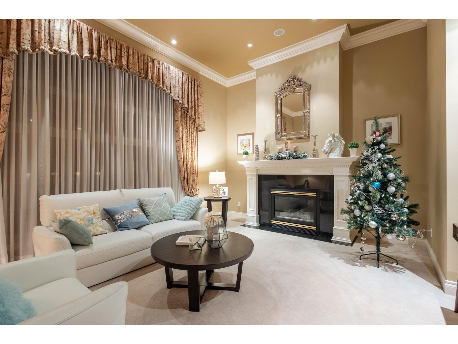 2122 138 Street, Surrey, British Columbia  V4A 9V6 - Photo 3 - R3063104