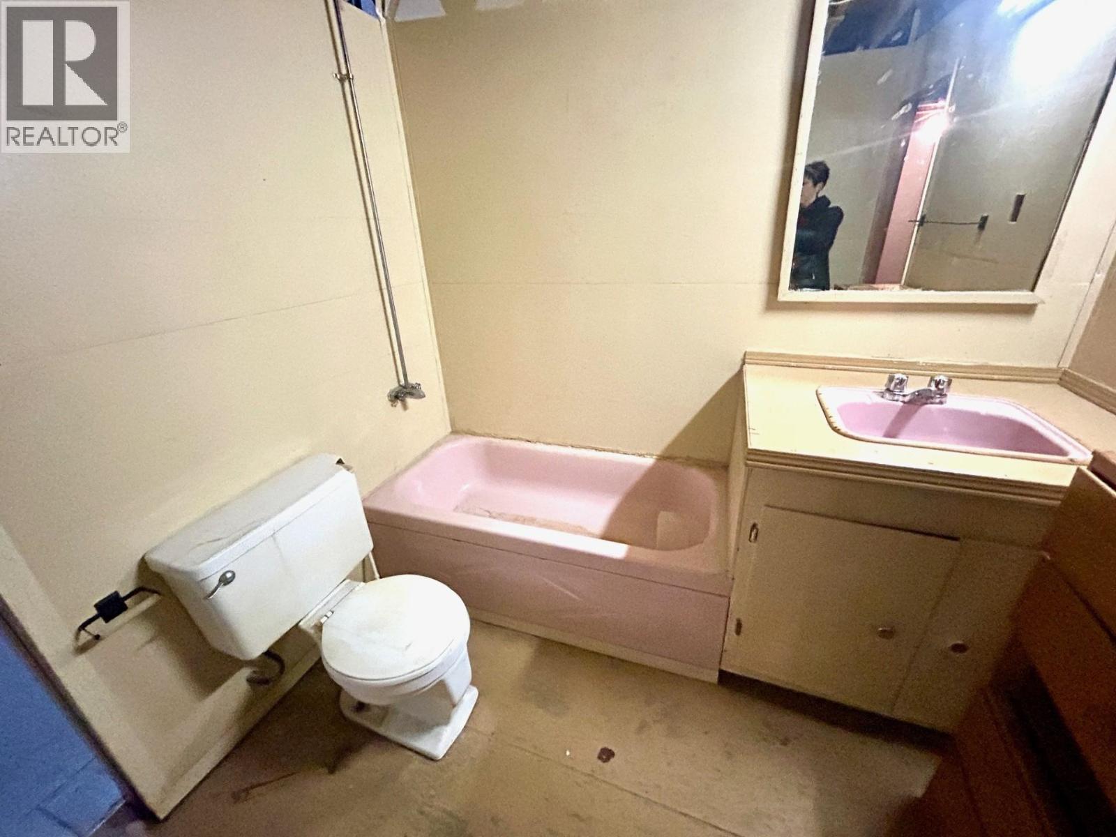 5227 Cottonwood Road, Fort Nelson, British Columbia  V0C 1R0 - Photo 17 - R2966318