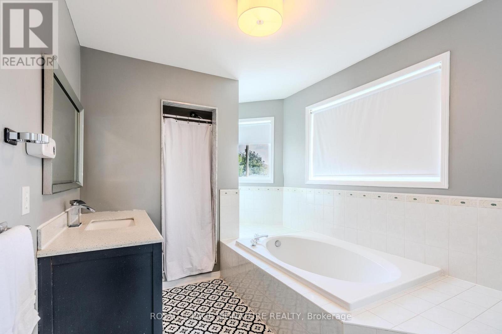 341 Livingstone Street, Barrie (Northwest), Ontario  L4N 7C5 - Photo 21 - S12551616