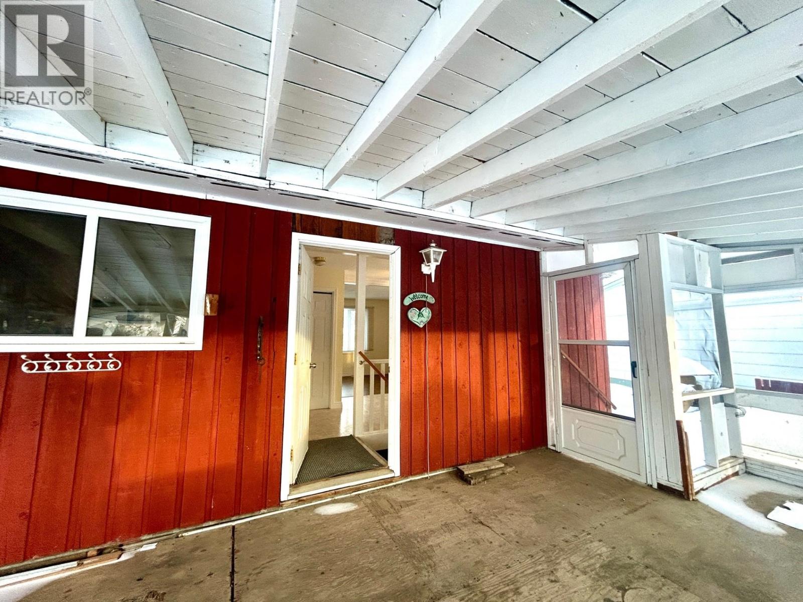 5235 Cottonwood Road, Fort Nelson, British Columbia  V0C 1R0 - Photo 2 - R2966320