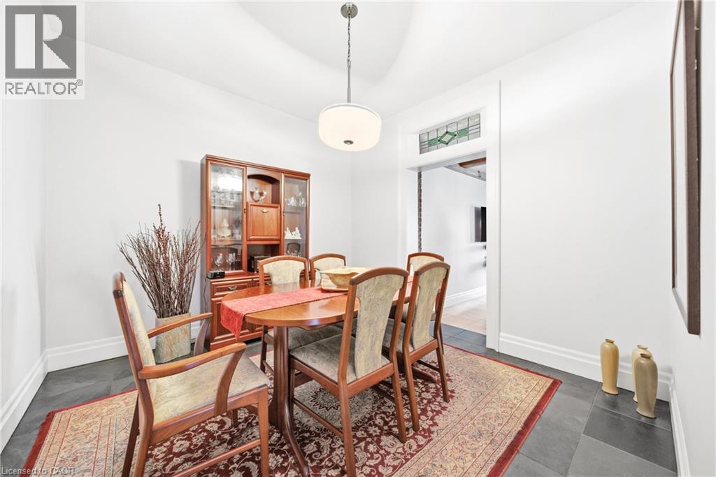 243 Hatt Street, Dundas, Ontario  L9H 2H1 - Photo 18 - 40785733