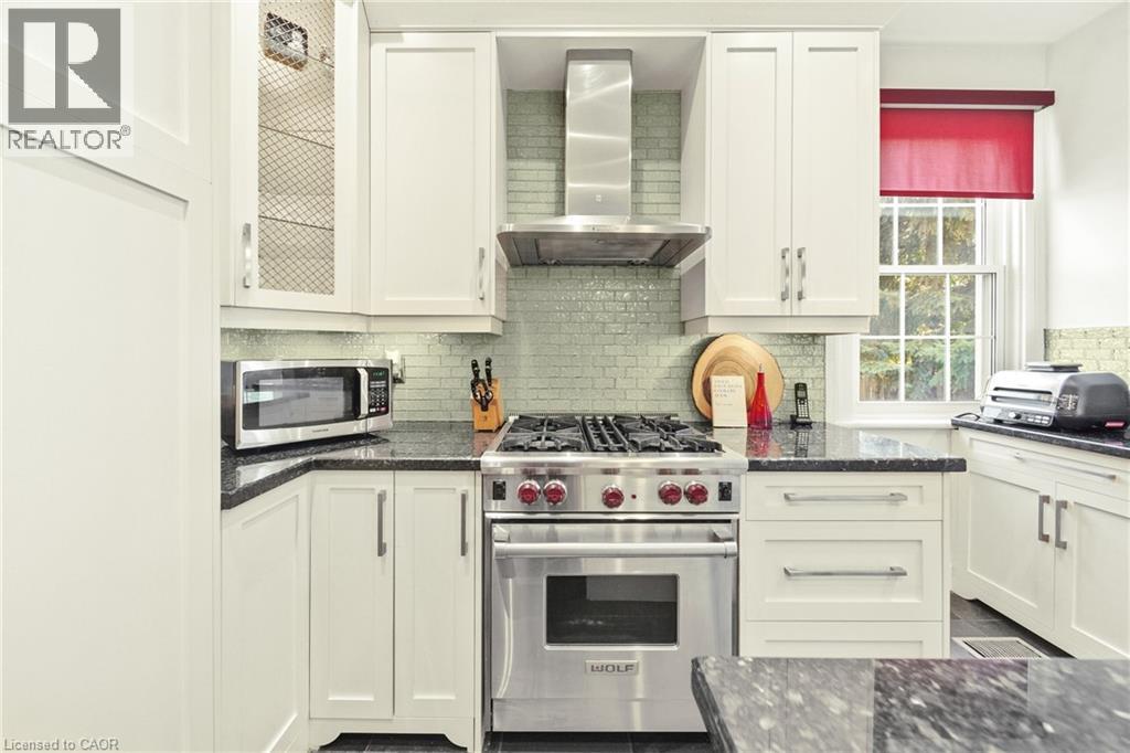 243 Hatt Street, Dundas, Ontario  L9H 2H1 - Photo 14 - 40785733