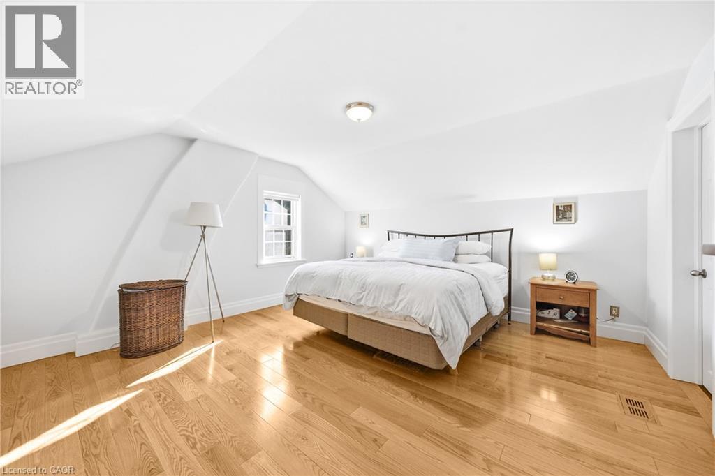 243 Hatt Street, Dundas, Ontario  L9H 2H1 - Photo 24 - 40785733