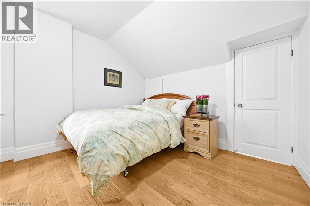 243 Hatt Street, Dundas, Ontario  L9H 2H1 - Photo 28 - 40785733