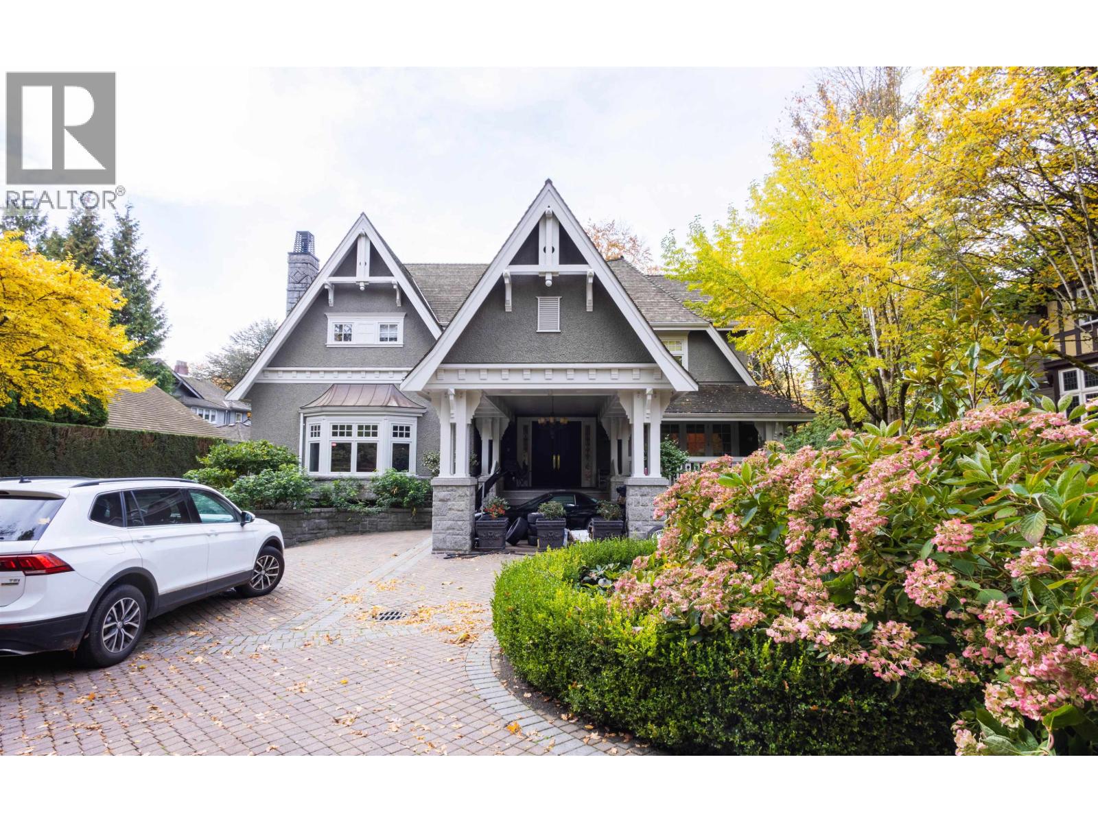 3719 SELKIRK STREET, Vancouver, British Columbia