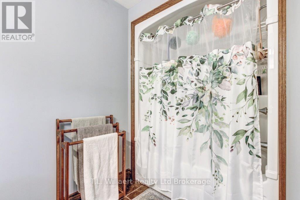 21 Charlton Street, Norfolk, Ontario  N3Y 4J9 - Photo 20 - X12427302