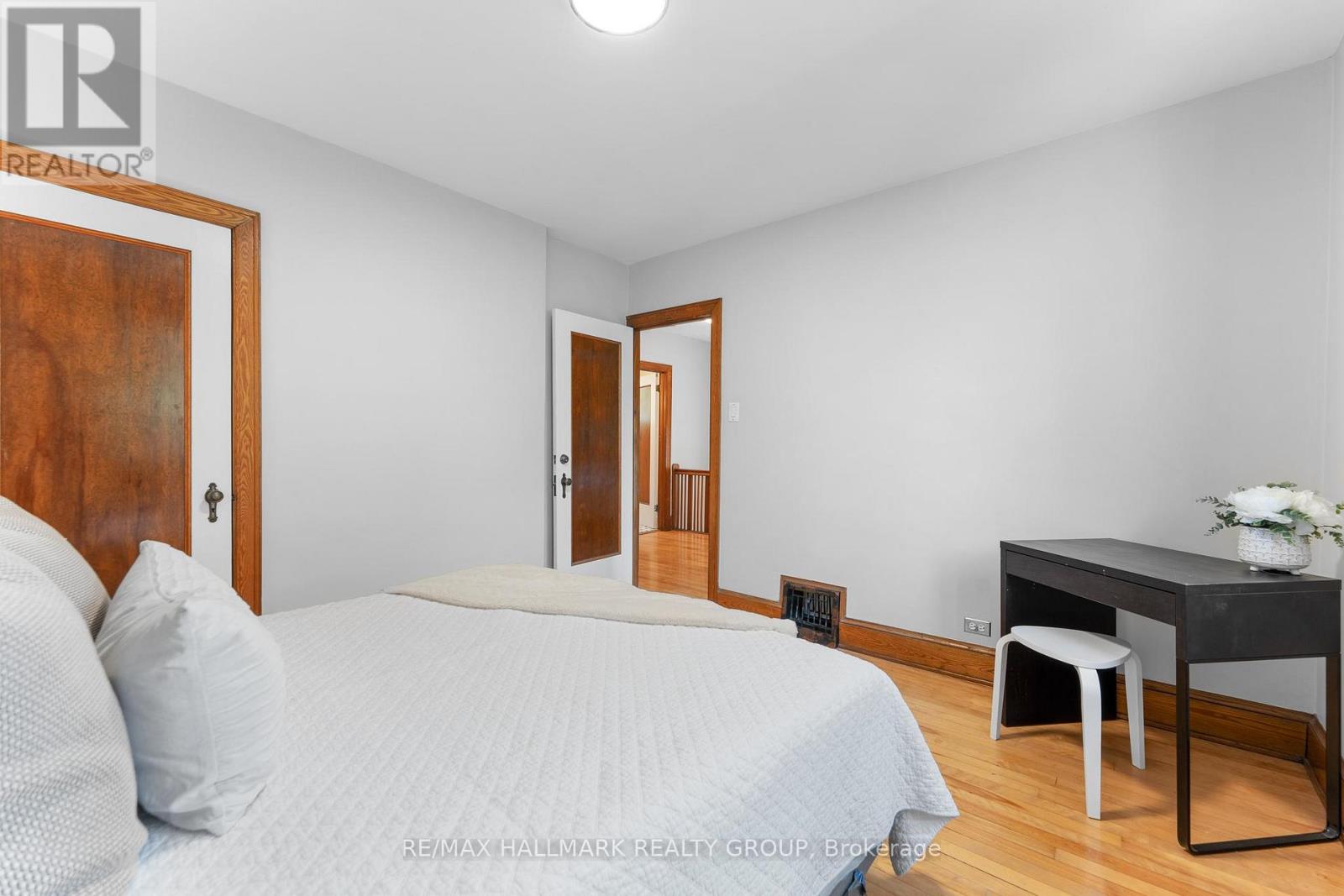 242 Harmer Avenue S, Ottawa, Ontario  K1Y 0V6 - Photo 20 - X12551710