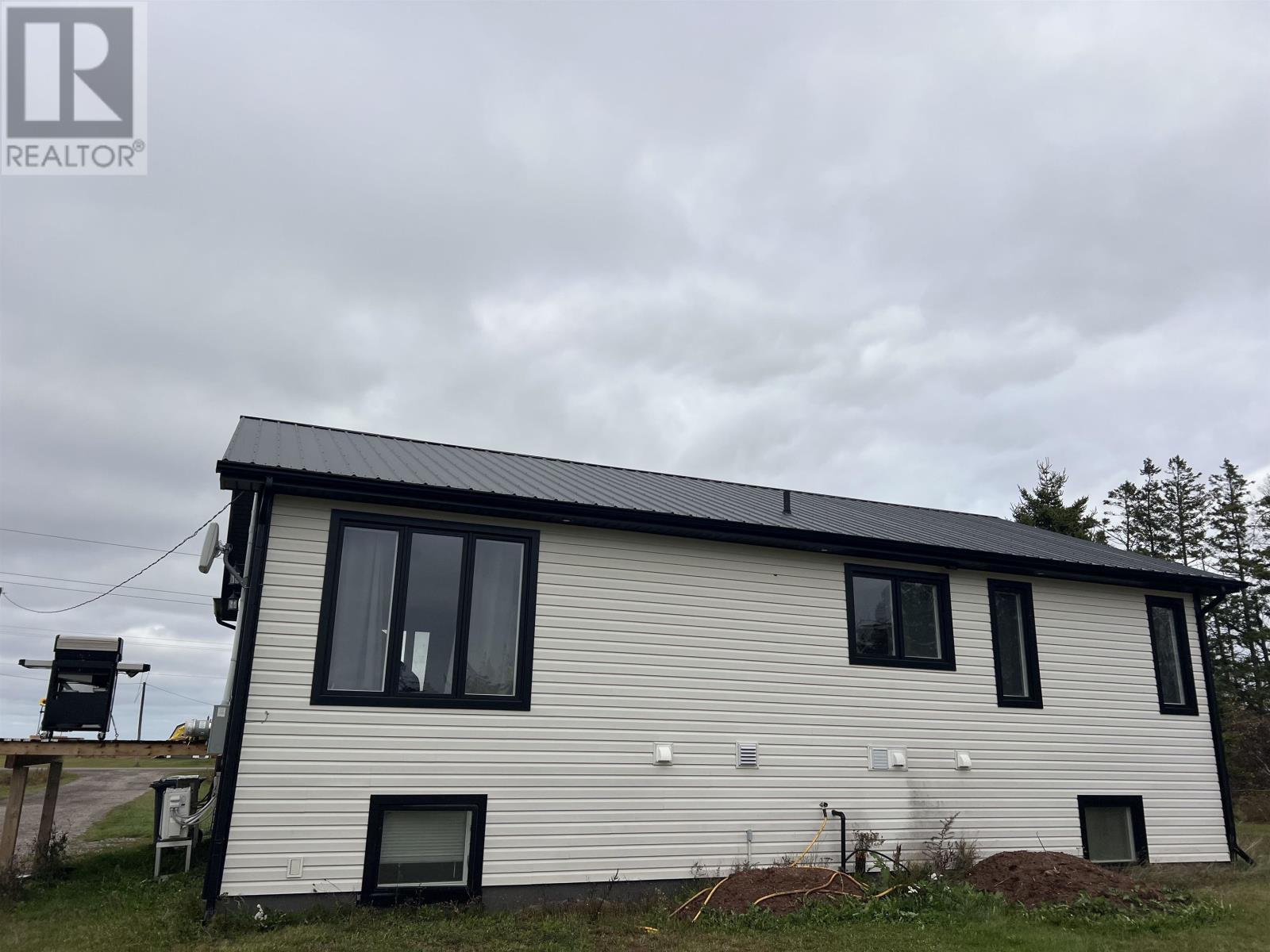 674 48 Road, Mount Albion, Prince Edward Island  C1B 3K4 - Photo 6 - 202528125