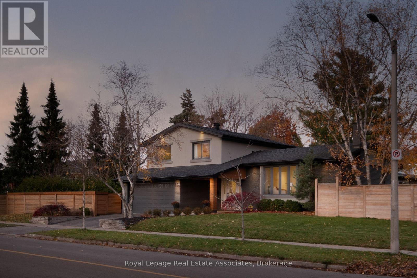 134 FAIRWOOD PLACE W, Burlington, Ontario