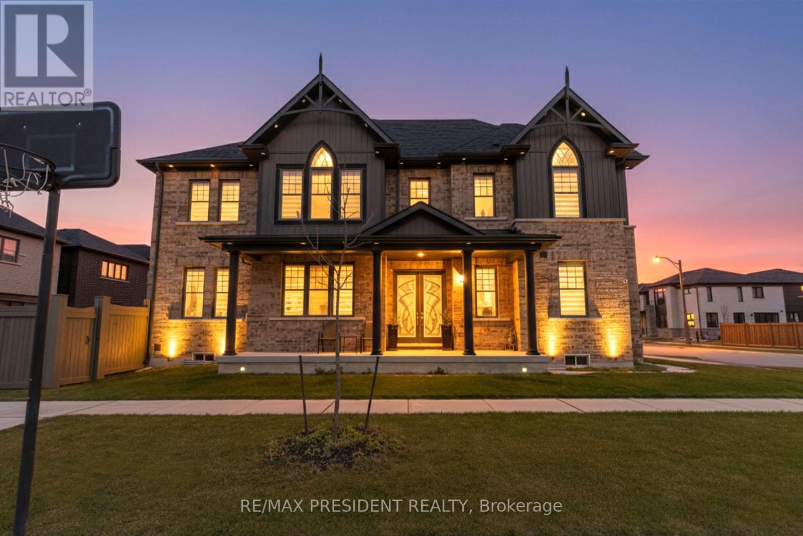 2 Vincena Road, Caledon, Ontario  L7C 4M5 - Photo 3 - W12551490