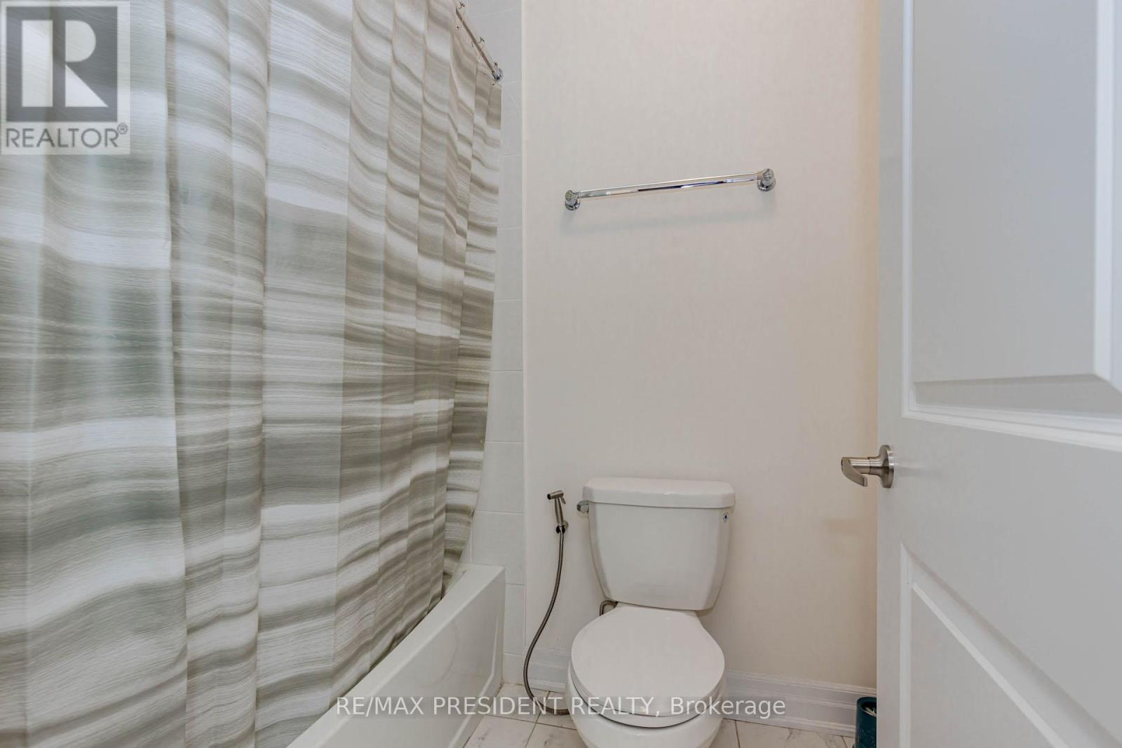 2 Vincena Road, Caledon, Ontario  L7C 4M5 - Photo 37 - W12551490