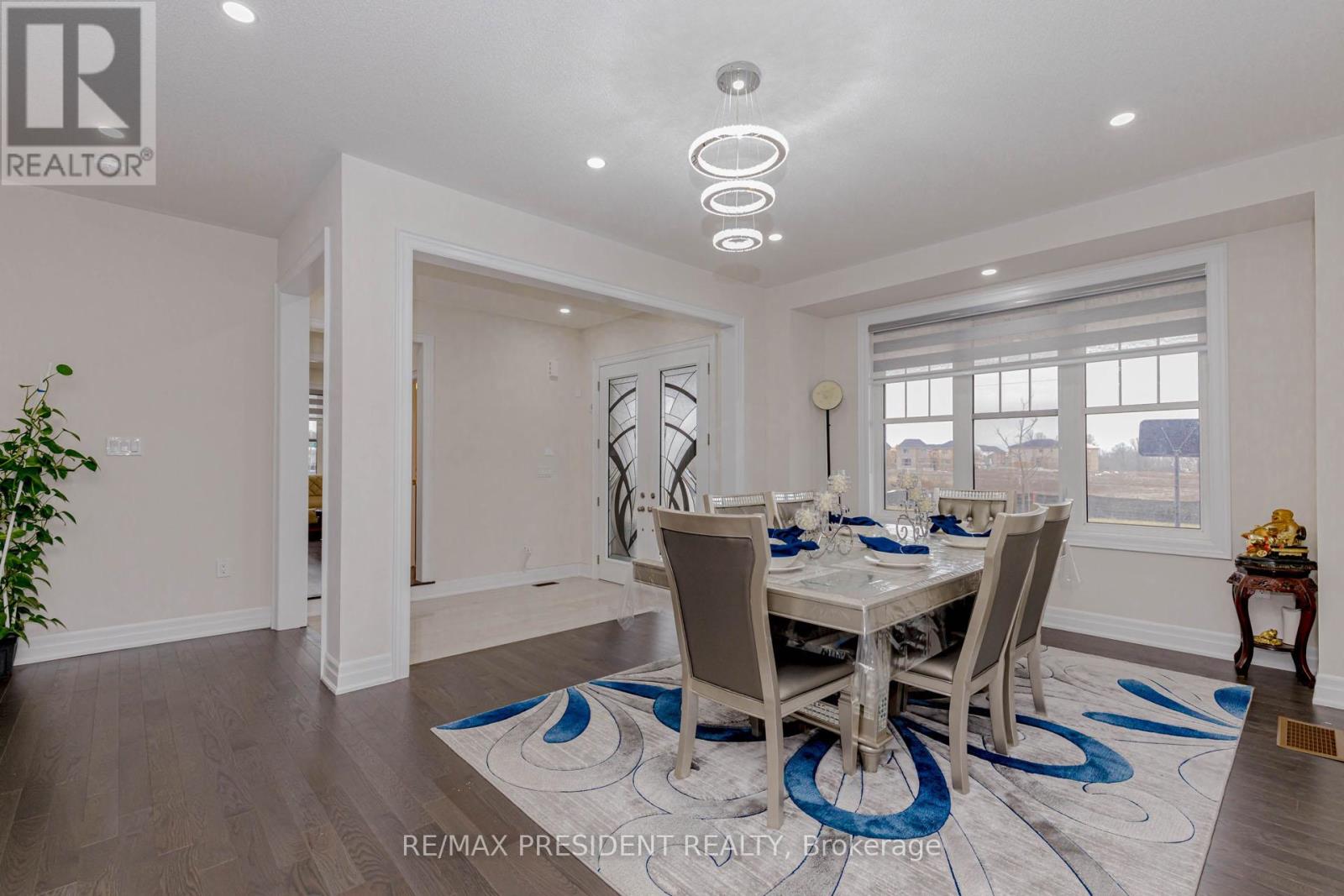 2 Vincena Road, Caledon, Ontario  L7C 4M5 - Photo 8 - W12551490